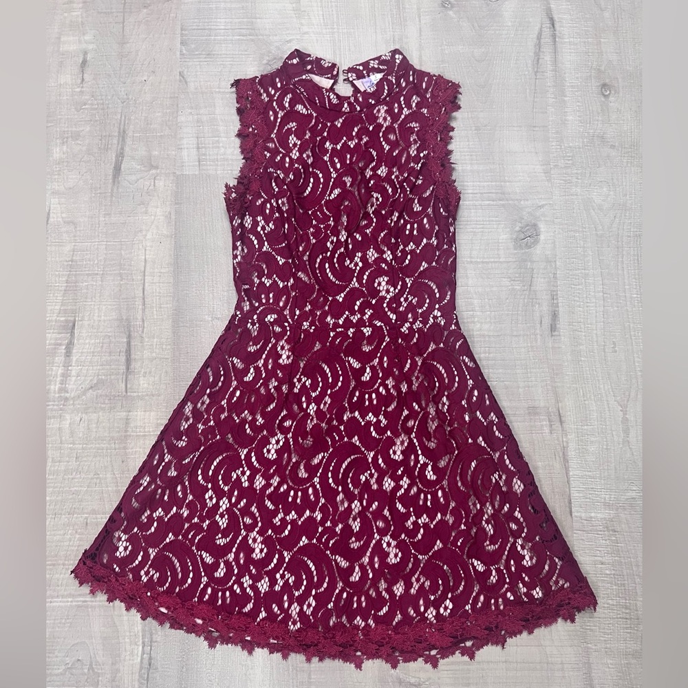 Alya red lace dress, fully lined, open back, size small, perfect holiday dress